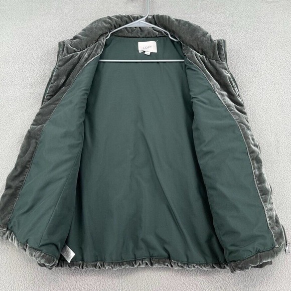 Loft Womens Vest Size XL Green Gray Puffer Velvet Full Zip Quilted - Picture 4 of 9